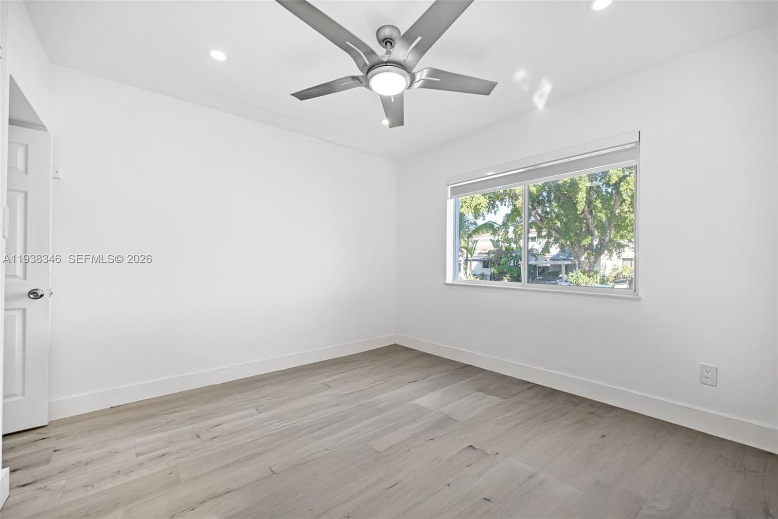 876 NE 81st St Miami, FL 33138