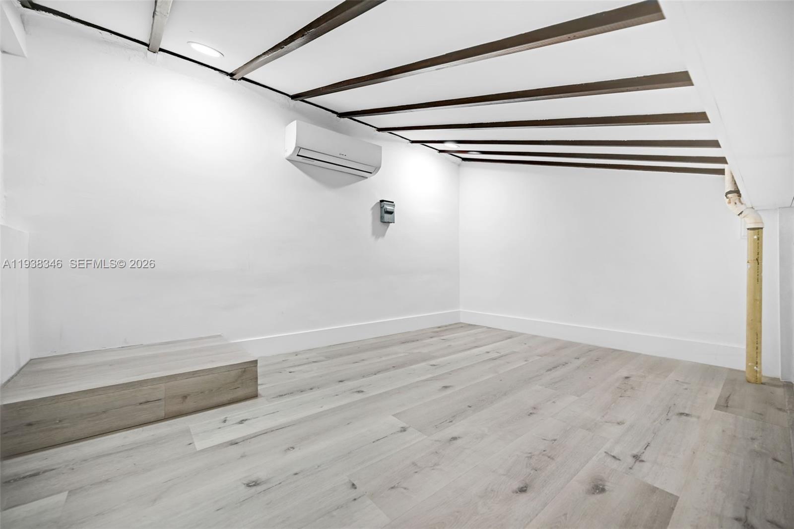 876 NE 81st St Miami, FL 33138