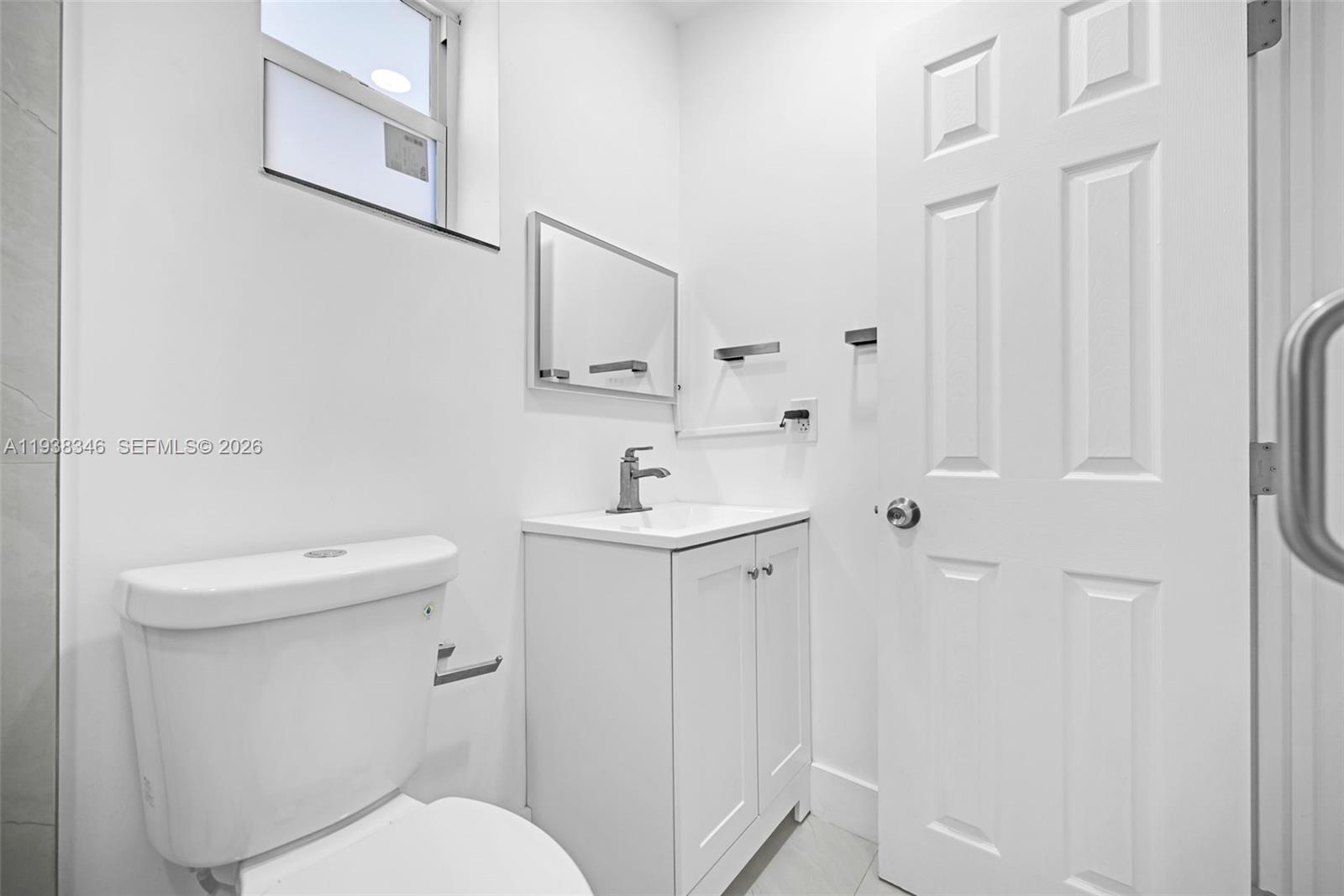 876 NE 81st St Miami, FL 33138