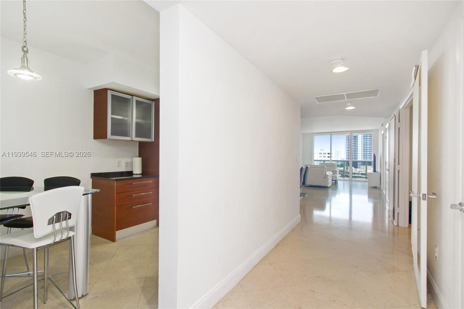 1850 S Ocean Dr #1608 Hallandale Beach, FL 33009