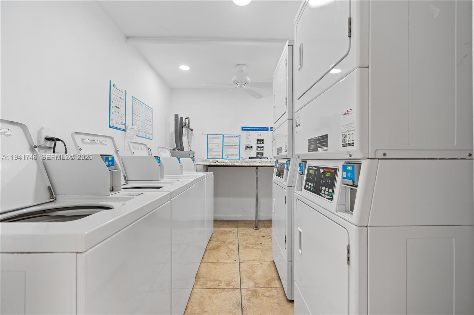 8607 SW 68th Ct #5 Pinecrest, FL 33156