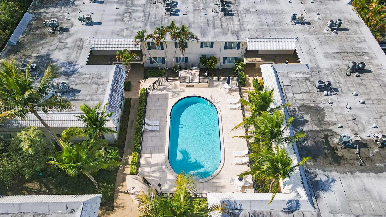 8607 SW 68th Ct #5 Pinecrest, FL 33156