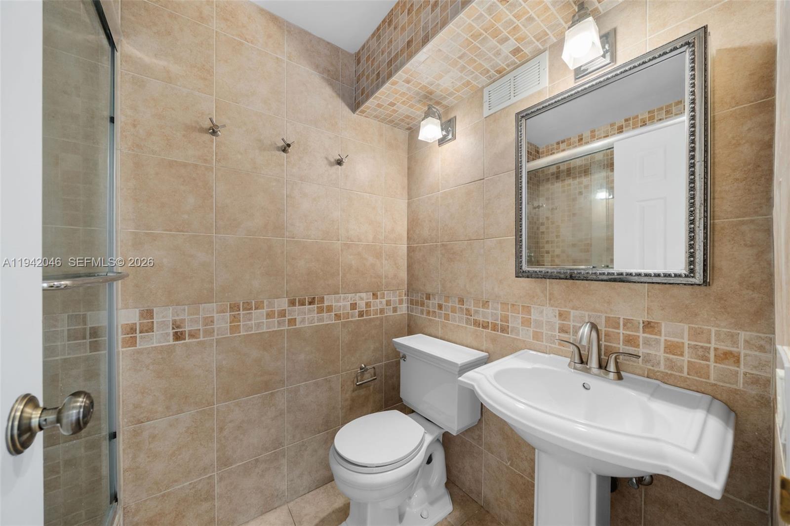 801 Three Iss Blv #319 Hallandale Beach, FL 33009