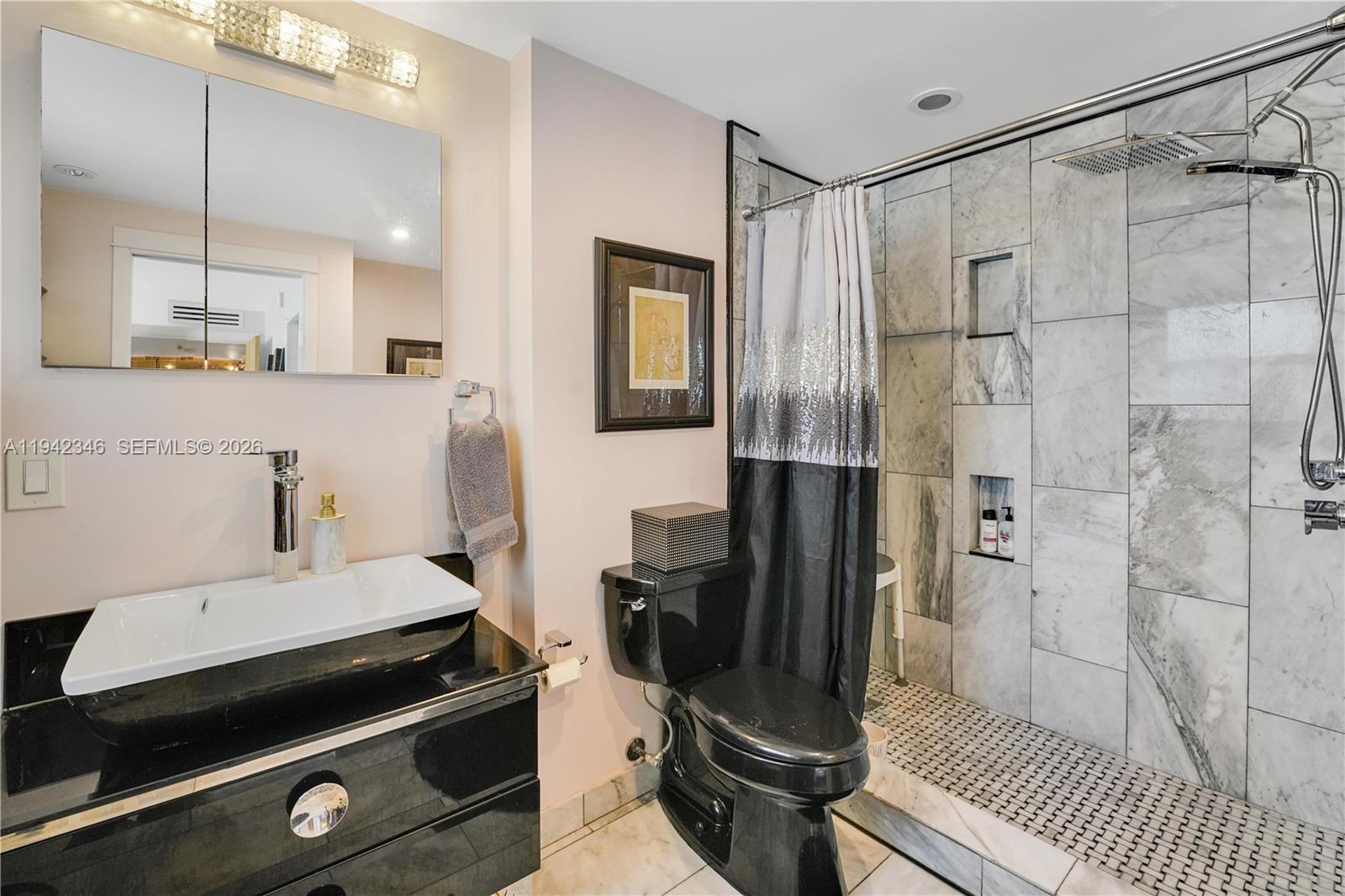 9250 W Bay Hbr Dr #PH-C Bay Harbor Islands, FL 33154