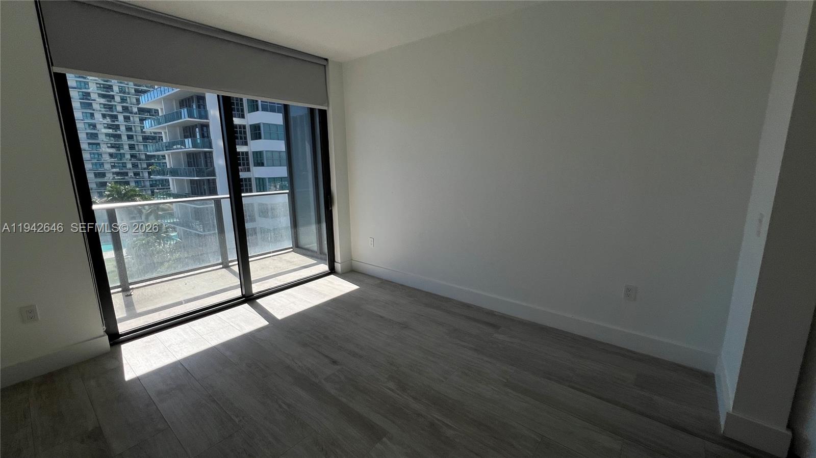 image Hyde Residences Midtown8