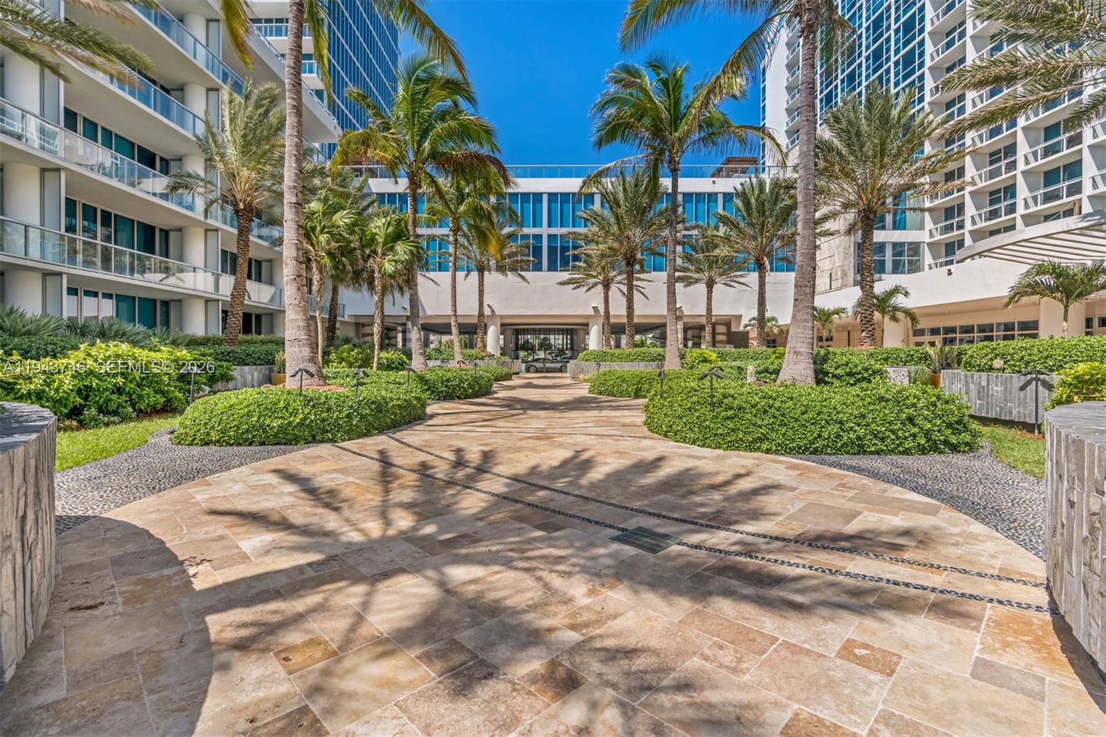 6799 Collins Ave #CPH06 Miami Beach, FL 33141