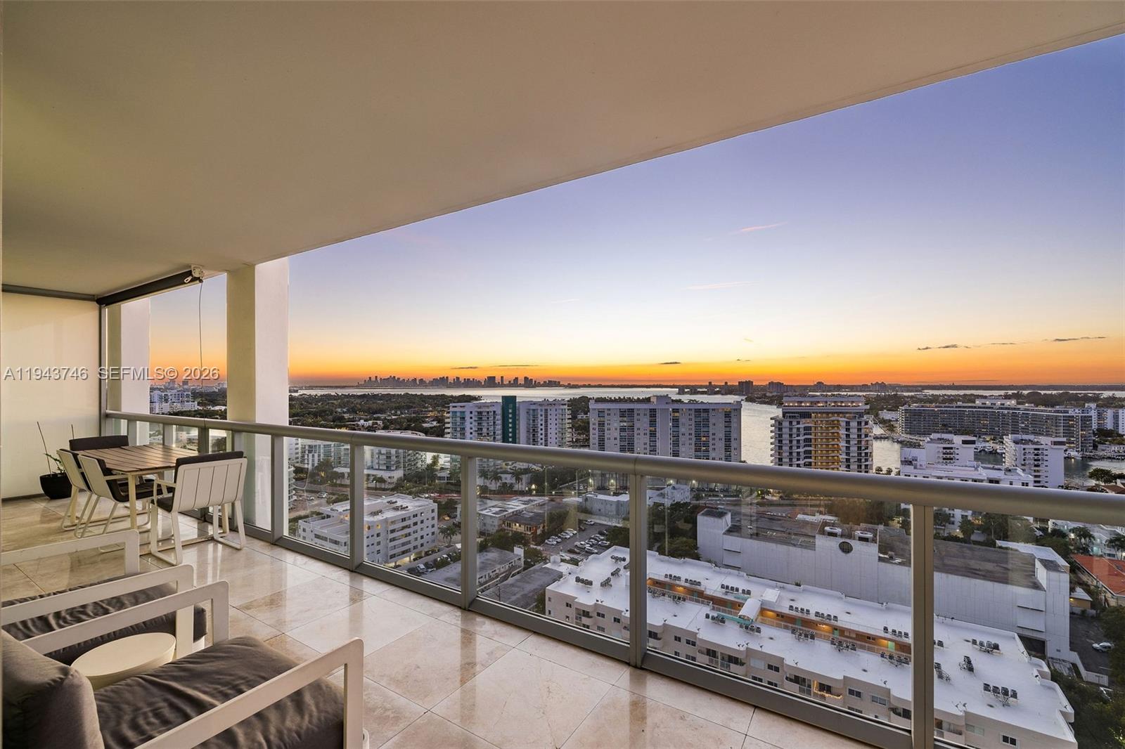 6799 Collins Ave #CPH06 Miami Beach, FL 33141