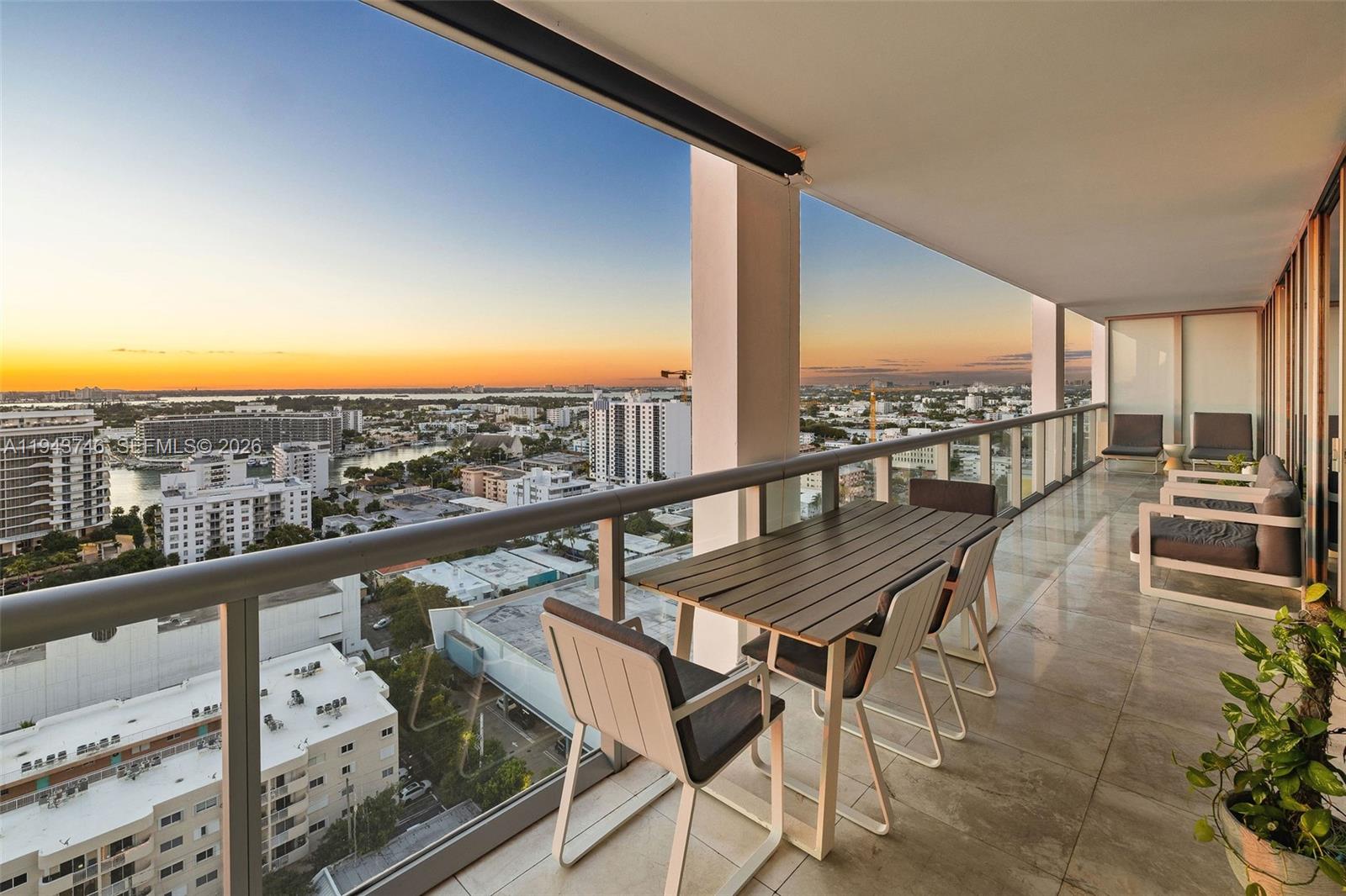 6799 Collins Ave #CPH06 Miami Beach, FL 33141