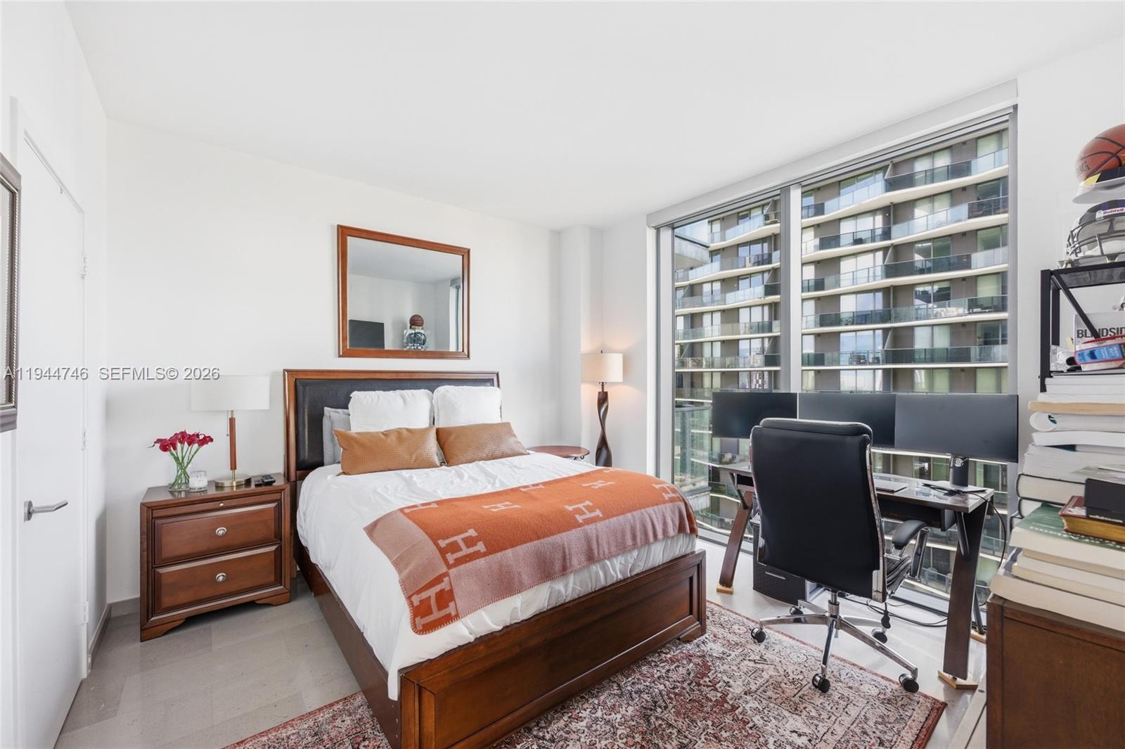 88 SW 7th St #2302 Miami, FL 33130