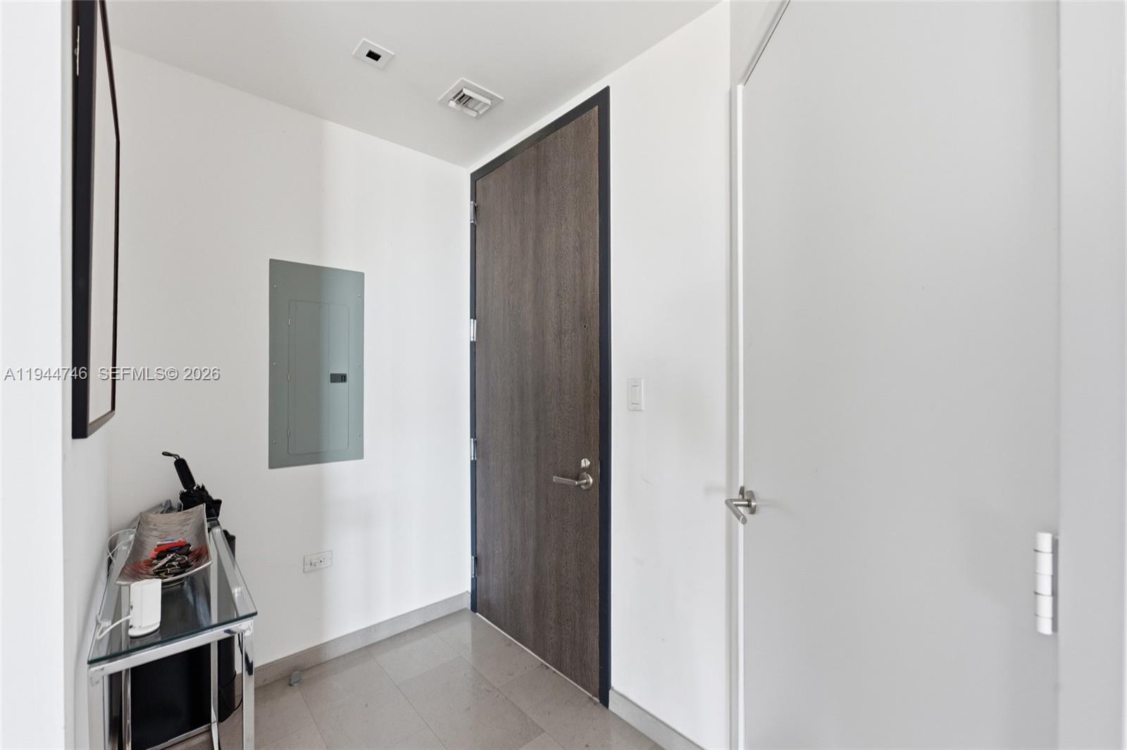 88 SW 7th St #2302 Miami, FL 33130