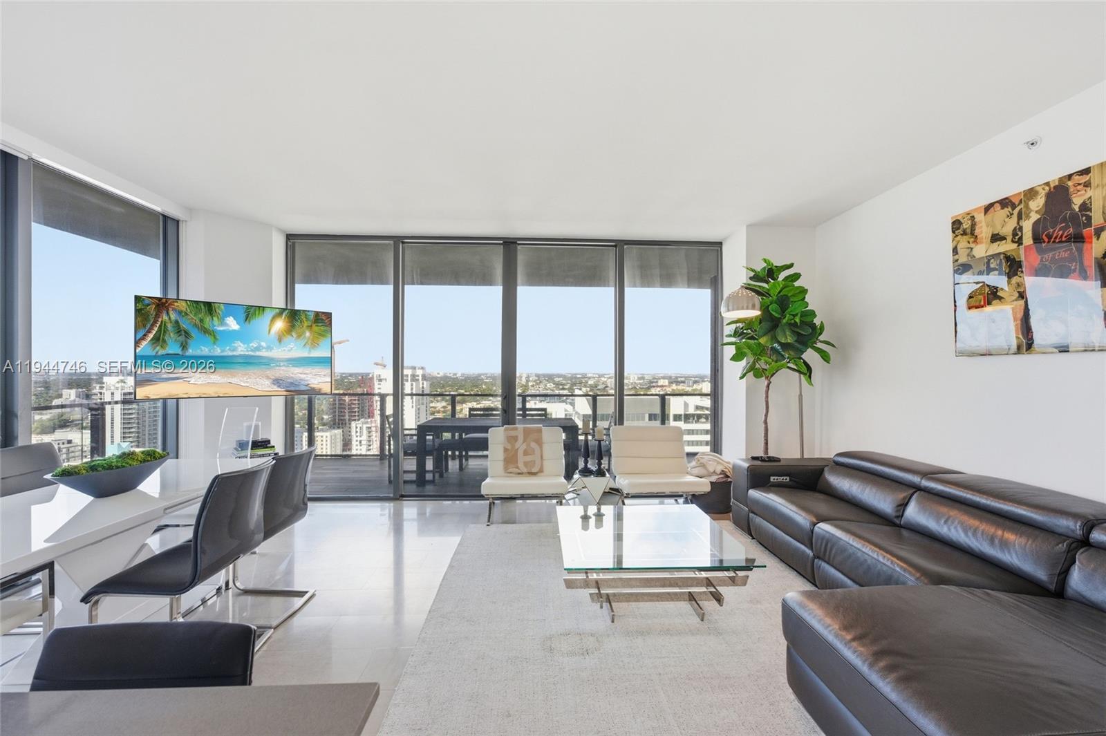 88 SW 7th St #2302 Miami, FL 33130