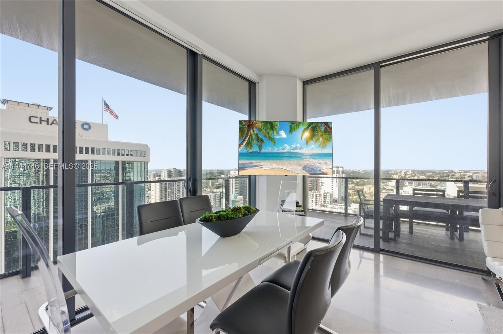 88 SW 7th St #2302 Miami, FL 33130