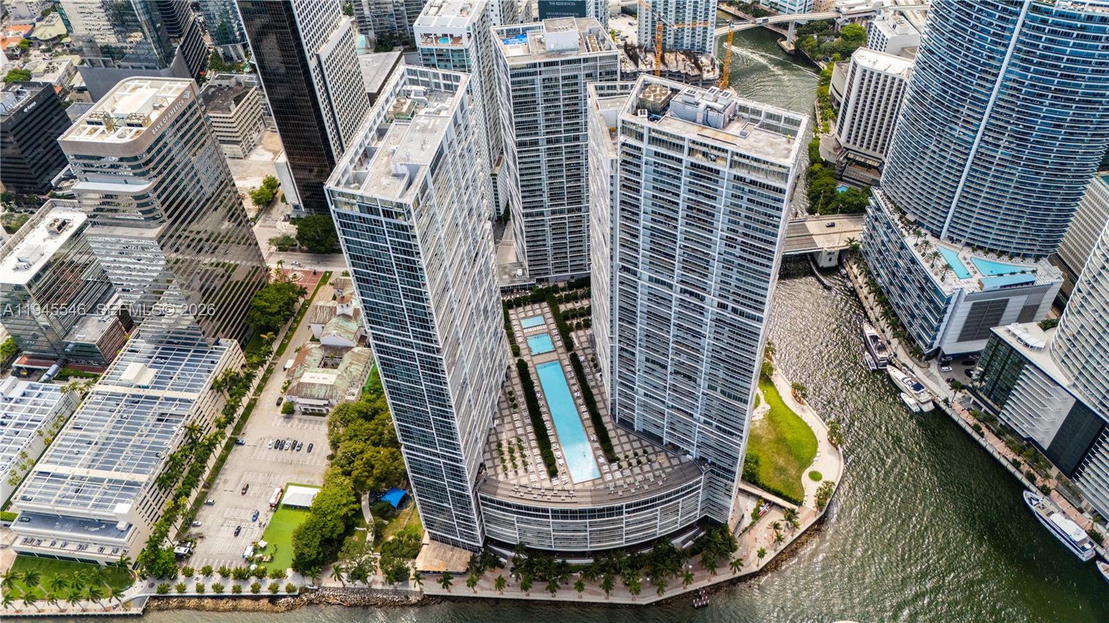 image Icon Brickell Tower 136