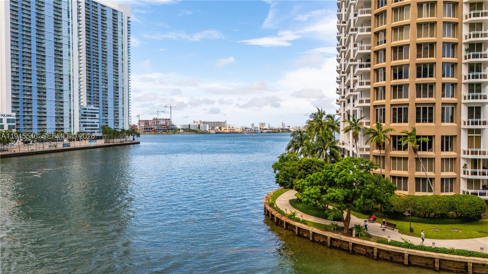 image Icon Brickell Tower 138