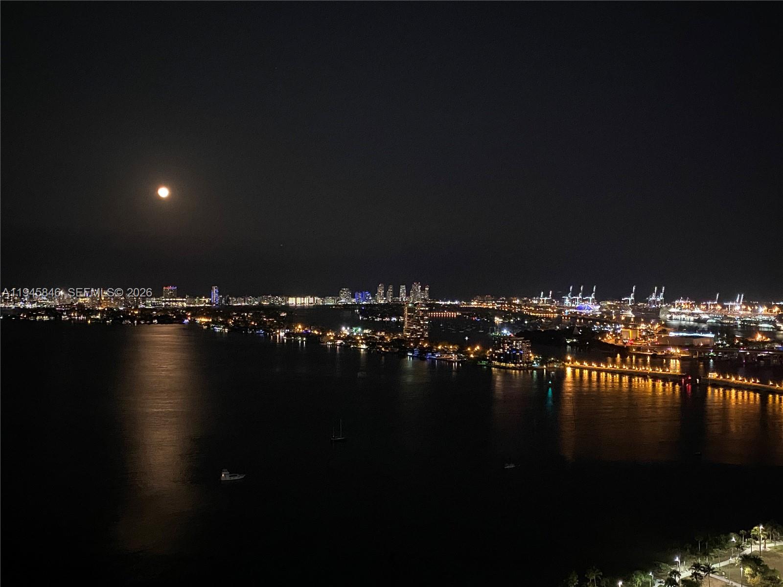 image Paramount Bay Condo21