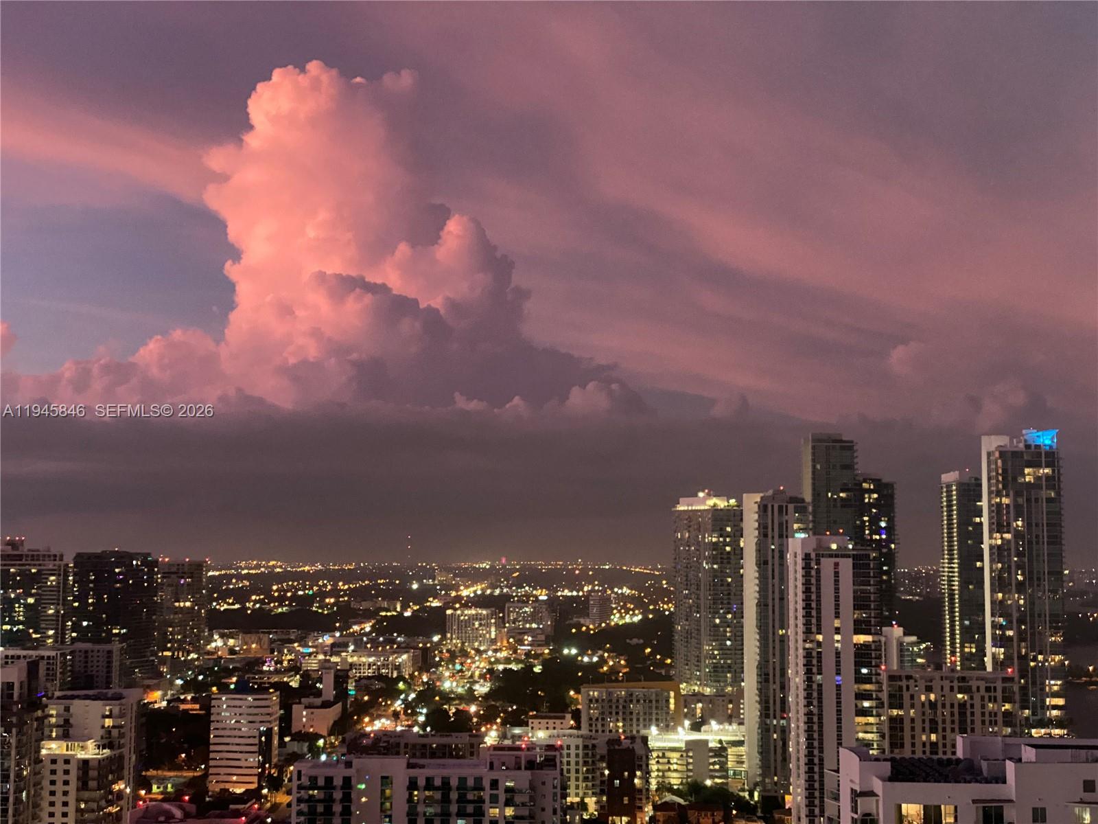 image Paramount Bay Condo22