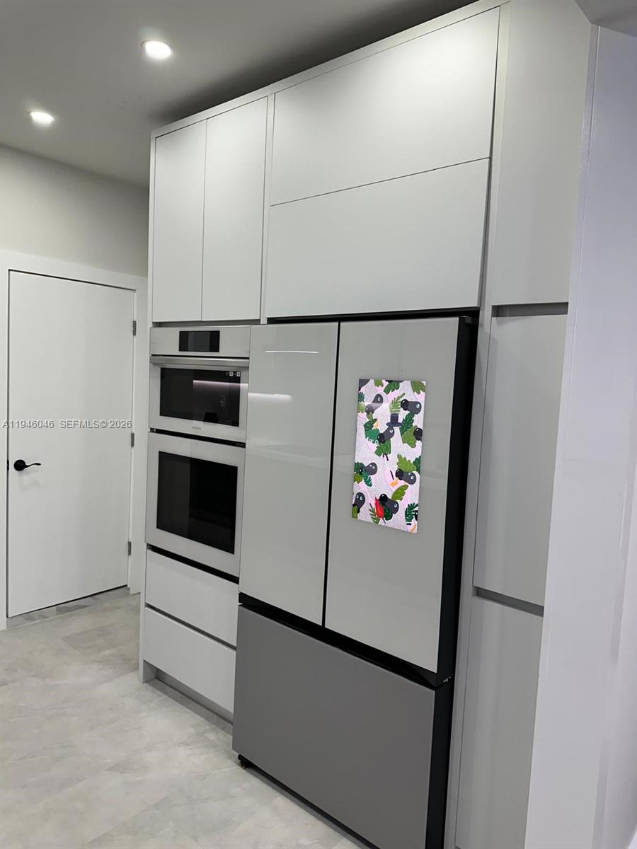 91 Glen Royal Pkwy Miami, FL 33125