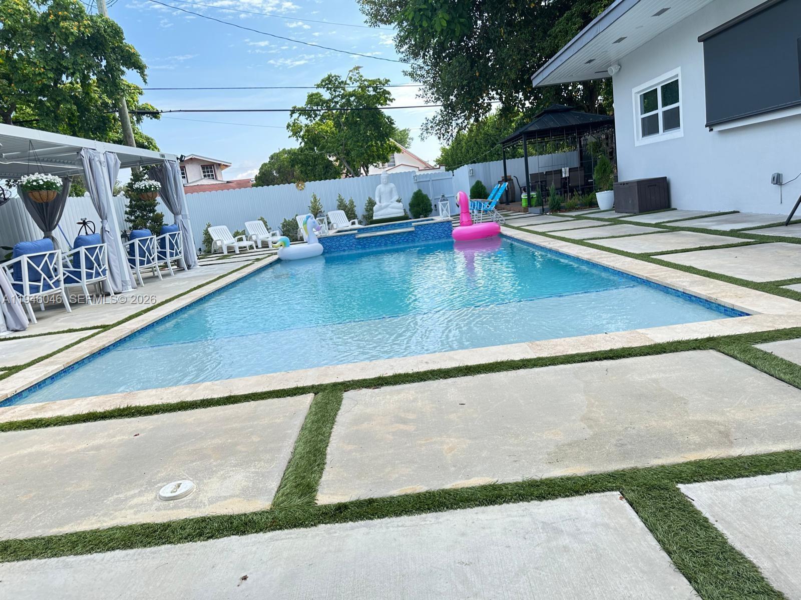 91 Glen Royal Pkwy Miami, FL 33125