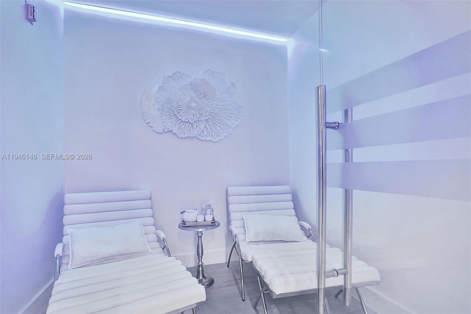 image Blue Diamond55