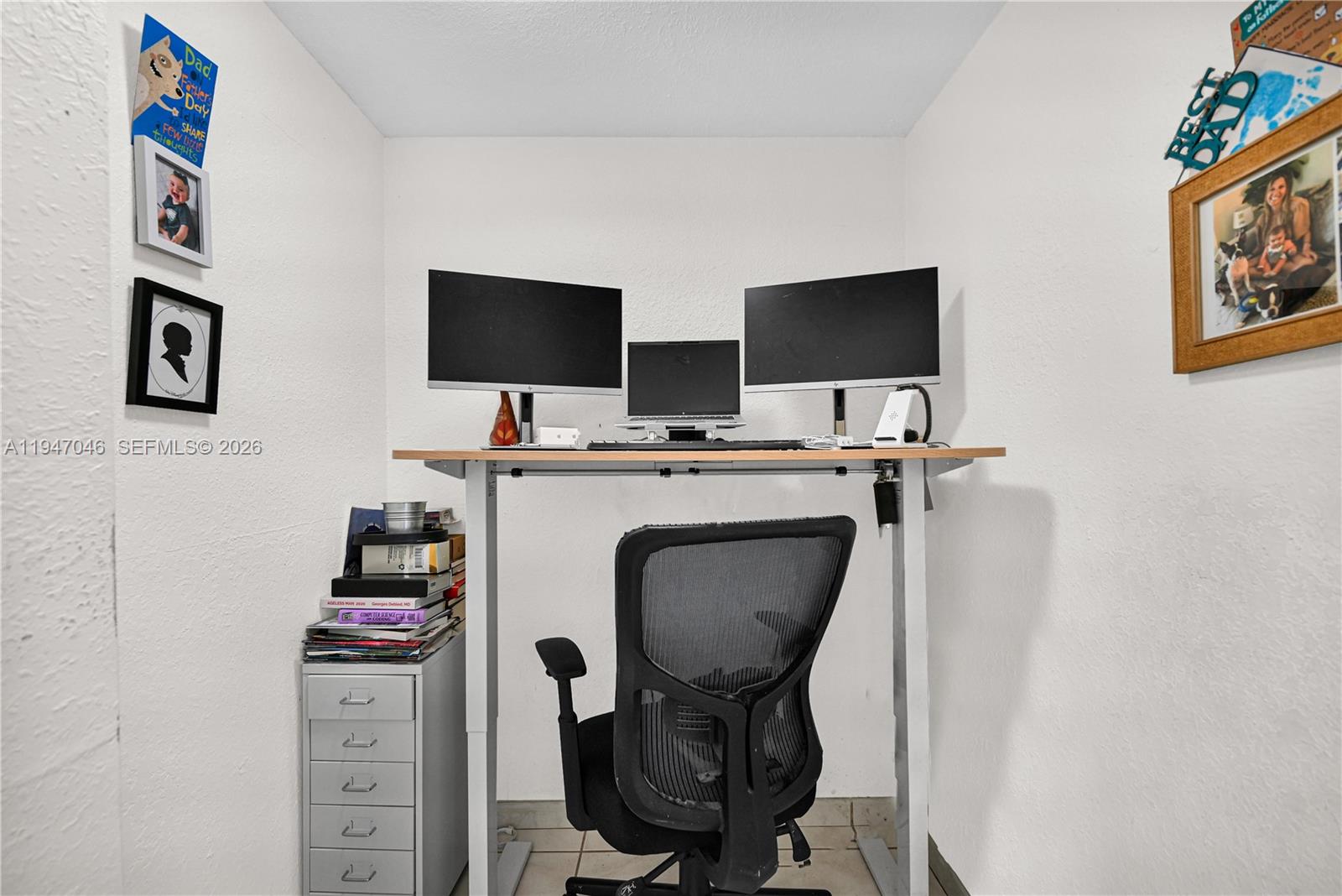 2829 Indian Crk Dr #410 Miami Beach, FL 33140