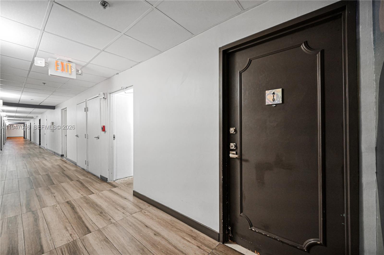 2829 Indian Crk Dr #410 Miami Beach, FL 33140