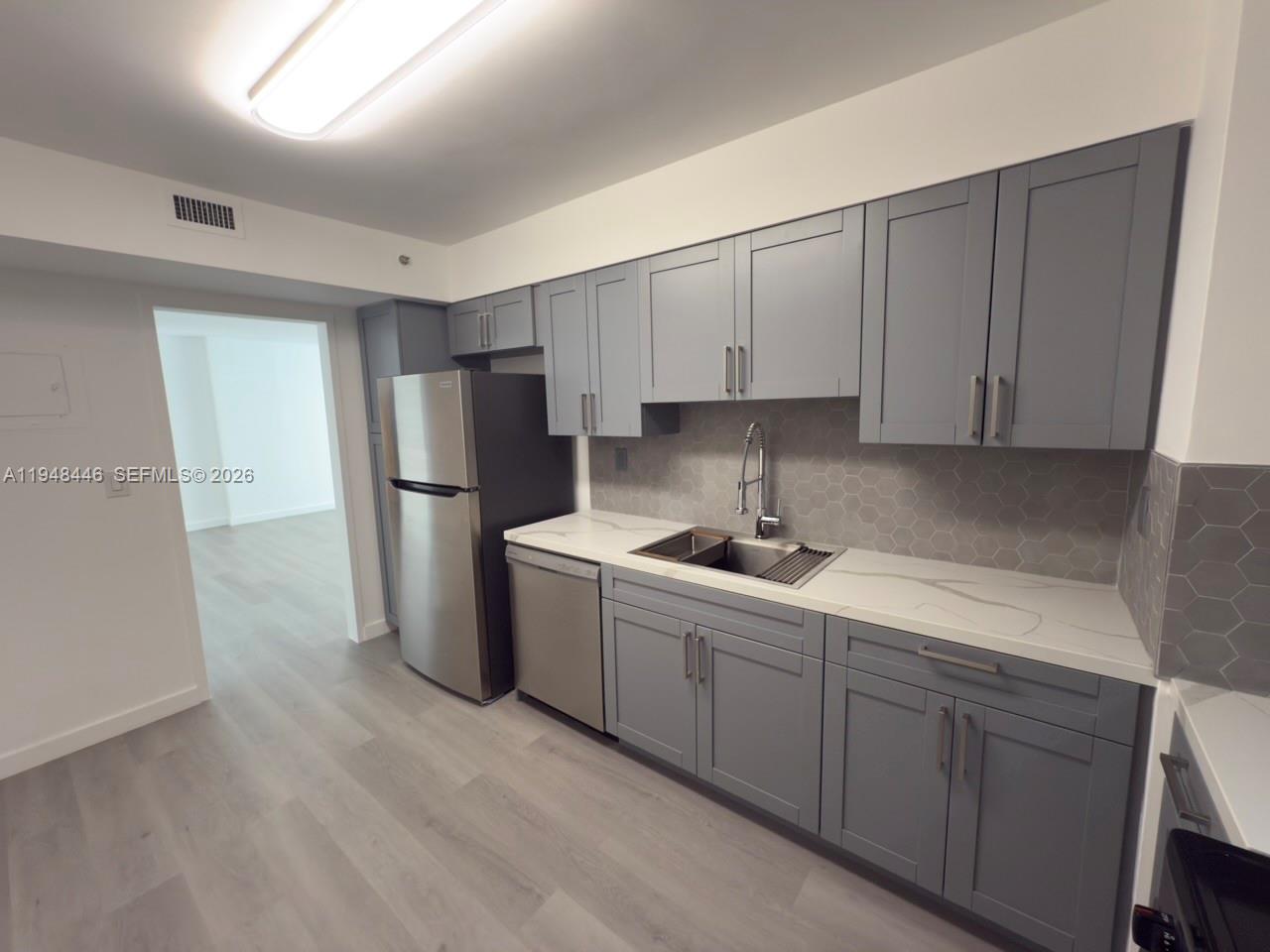 image Carlisle On The Ocean2