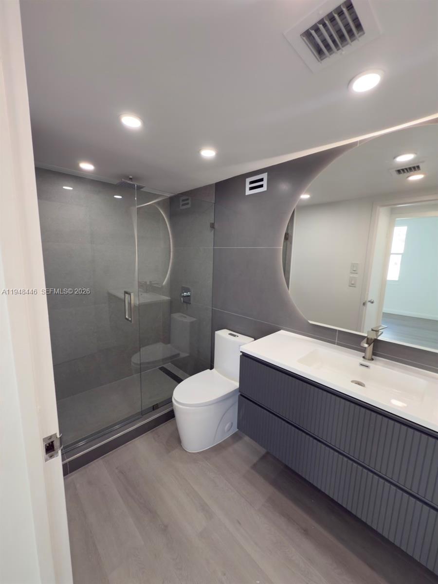 image Carlisle On The Ocean8