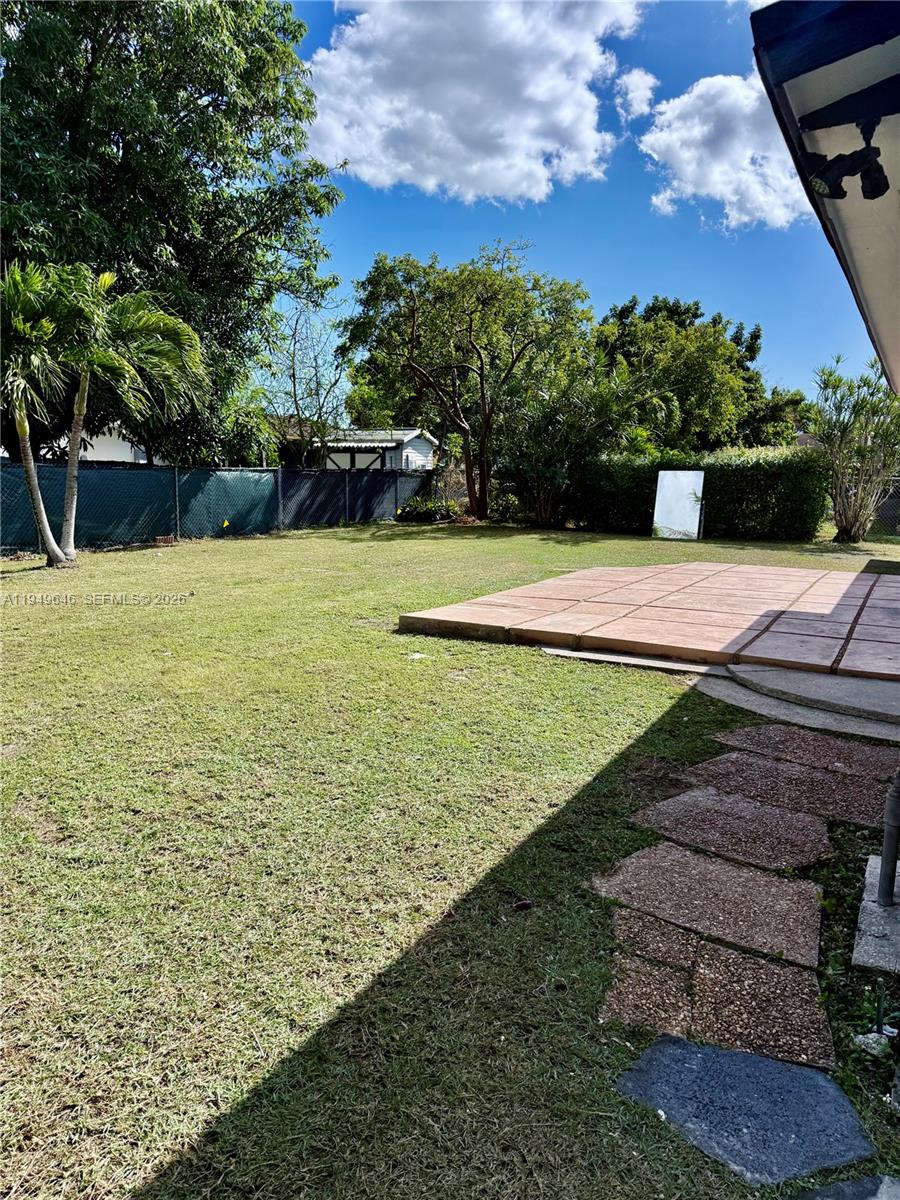 15235 SW 108th Ct Miami, FL 33157