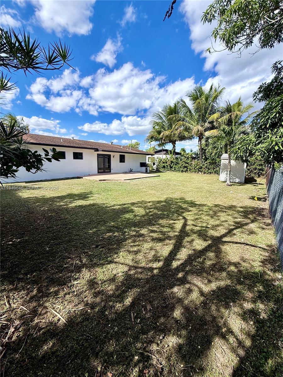 15235 SW 108th Ct Miami, FL 33157