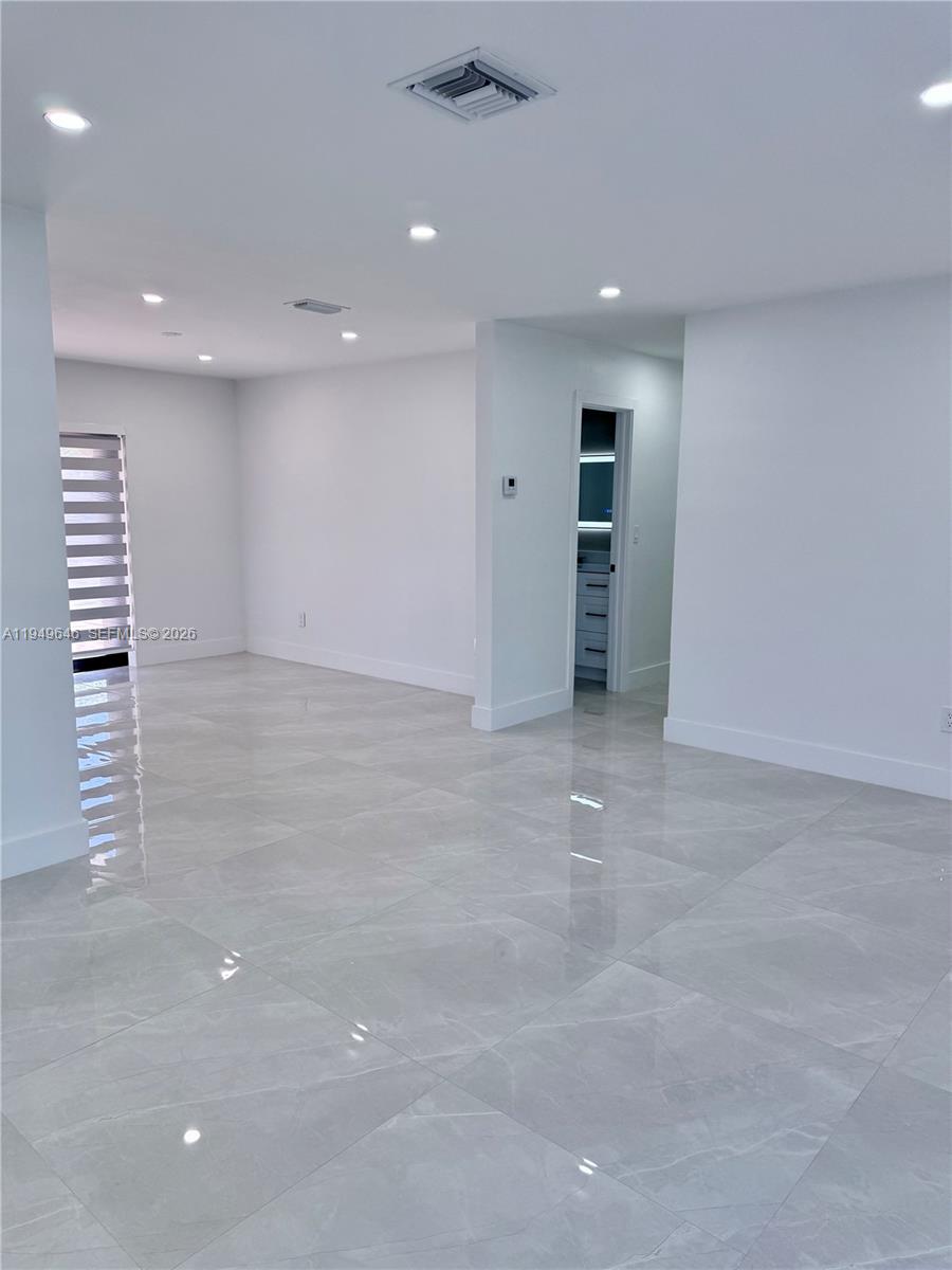 15235 SW 108th Ct Miami, FL 33157