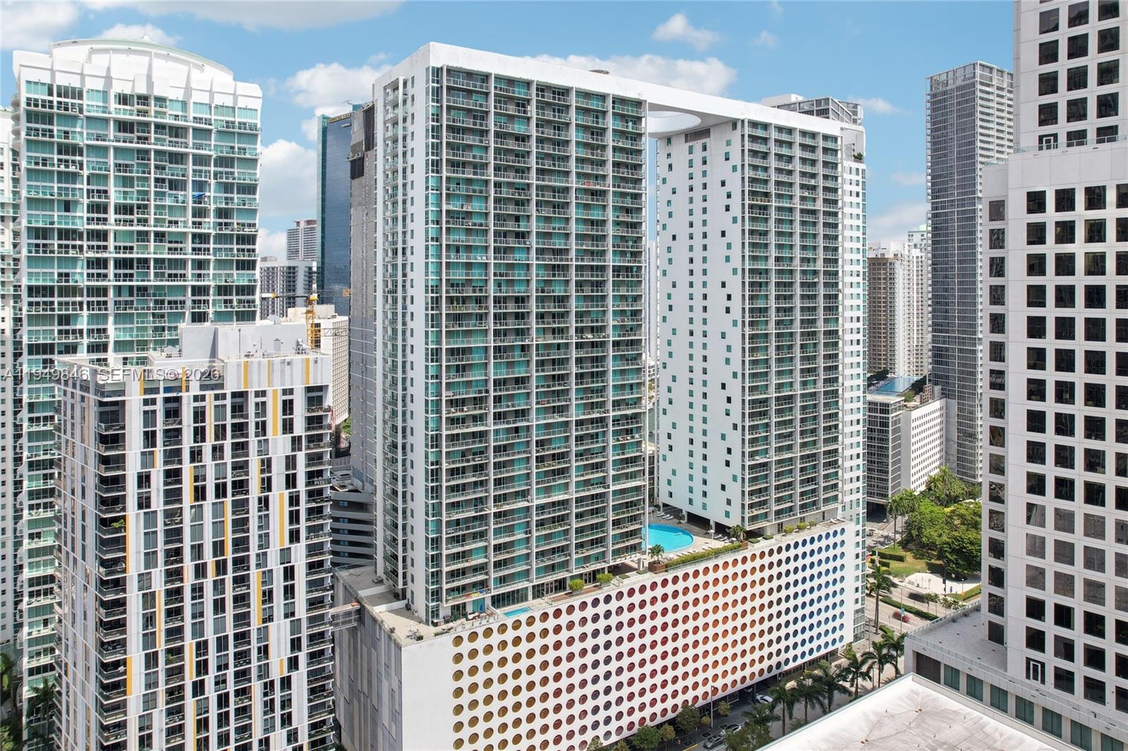 image 500 Brickell West23