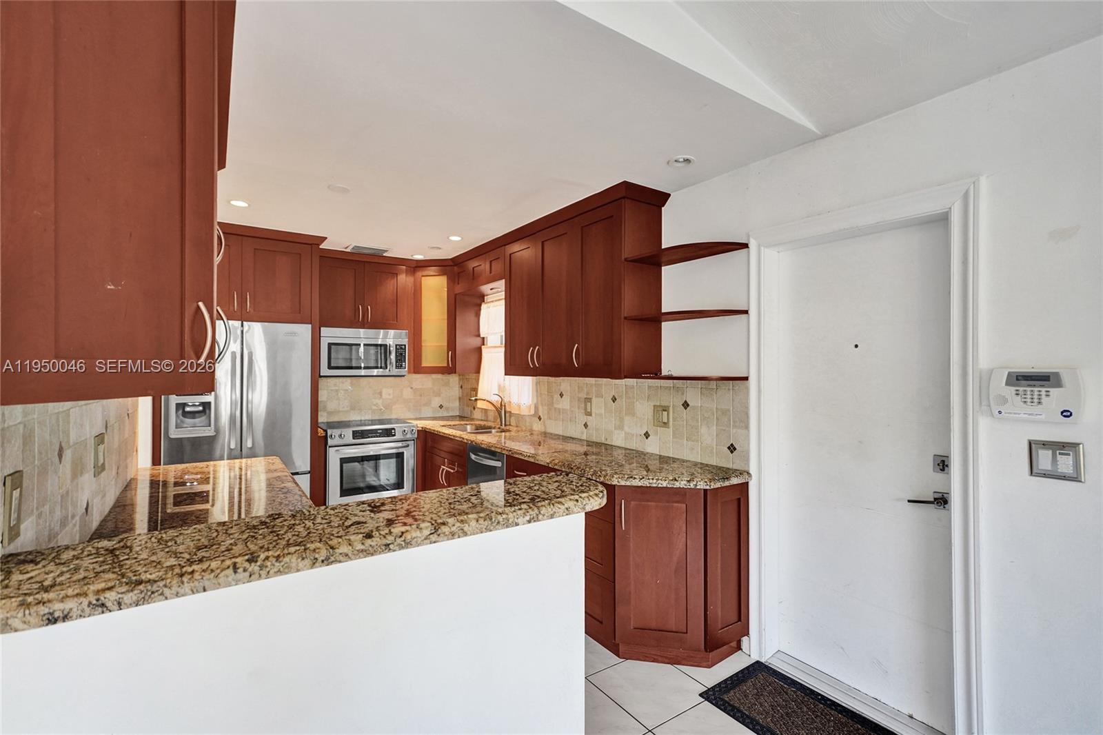 21120 NE 24th Ct Miami, FL 33180