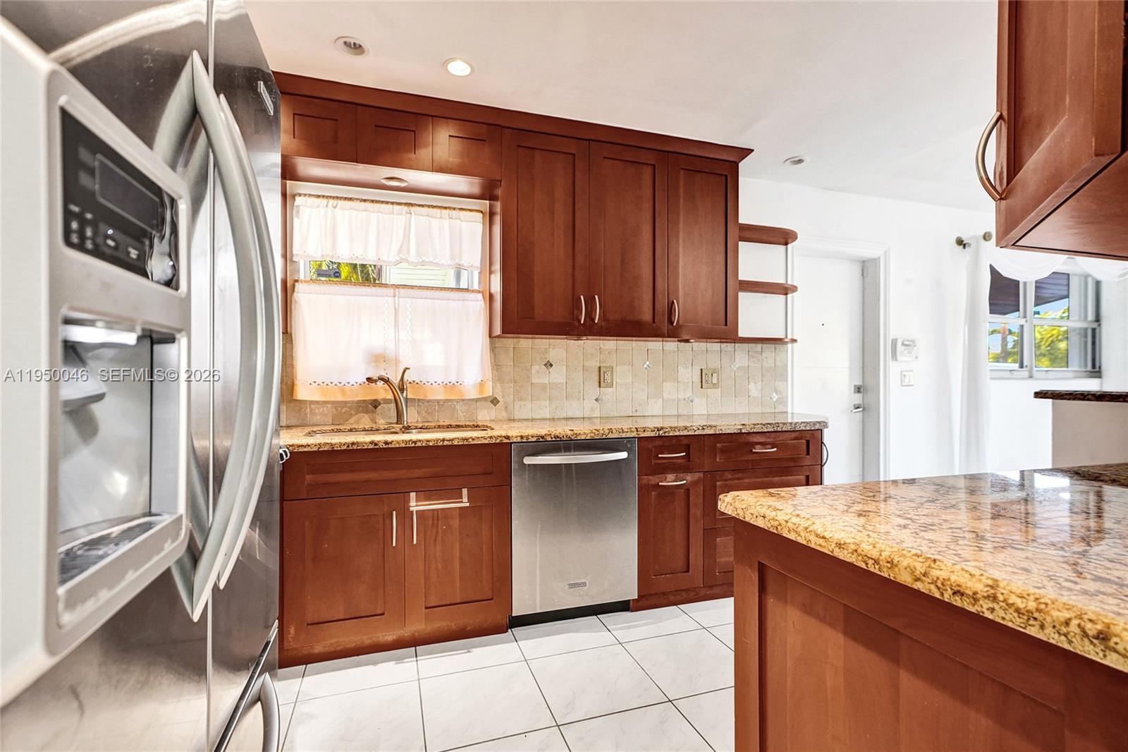 21120 NE 24th Ct Miami, FL 33180