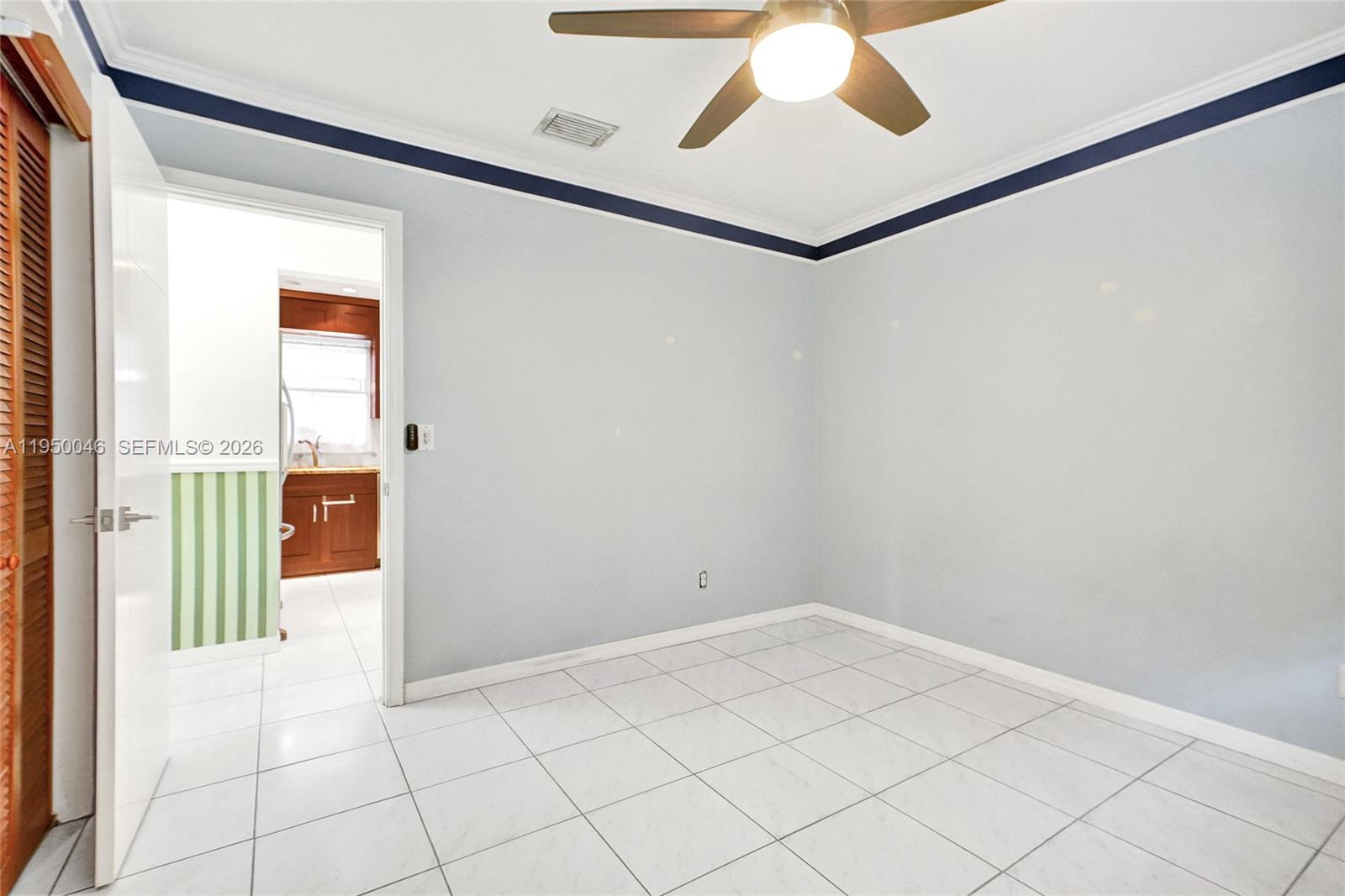 21120 NE 24th Ct Miami, FL 33180