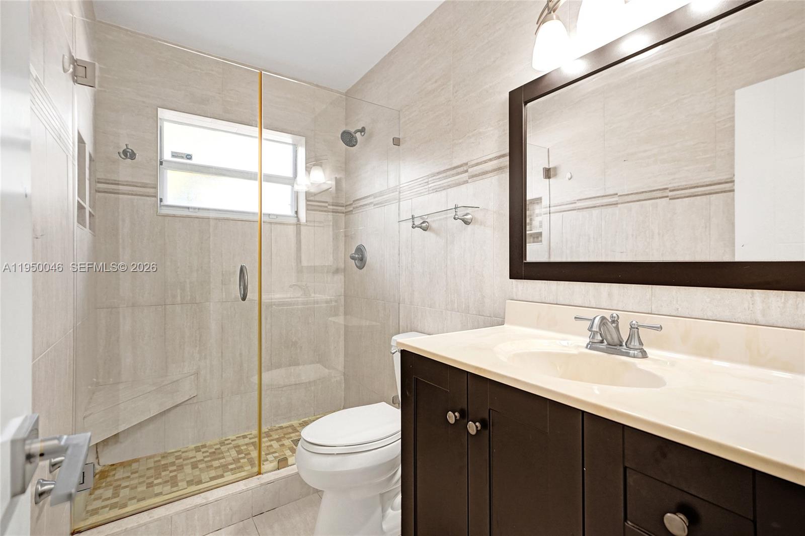 21120 NE 24th Ct Miami, FL 33180