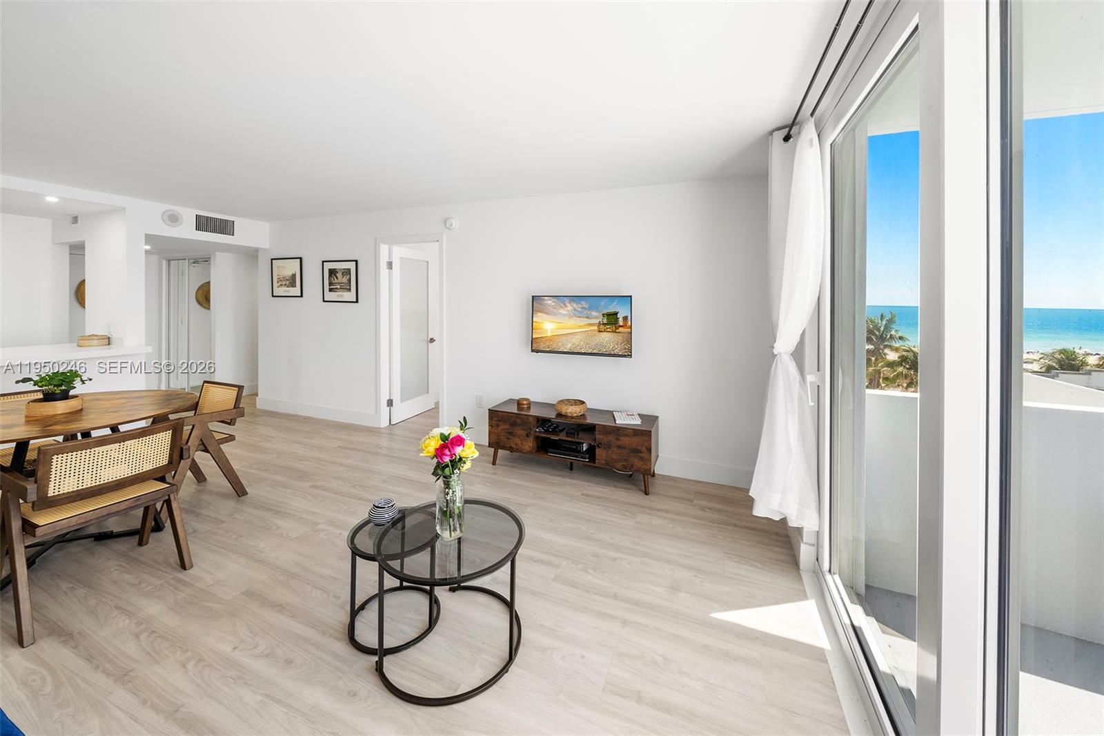 345 Ocean Dr #610 Miami Beach, FL 33139