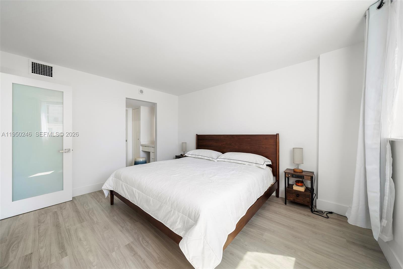 345 Ocean Dr #610 Miami Beach, FL 33139