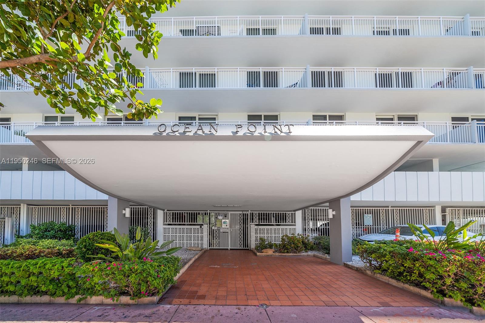 345 Ocean Dr #610 Miami Beach, FL 33139