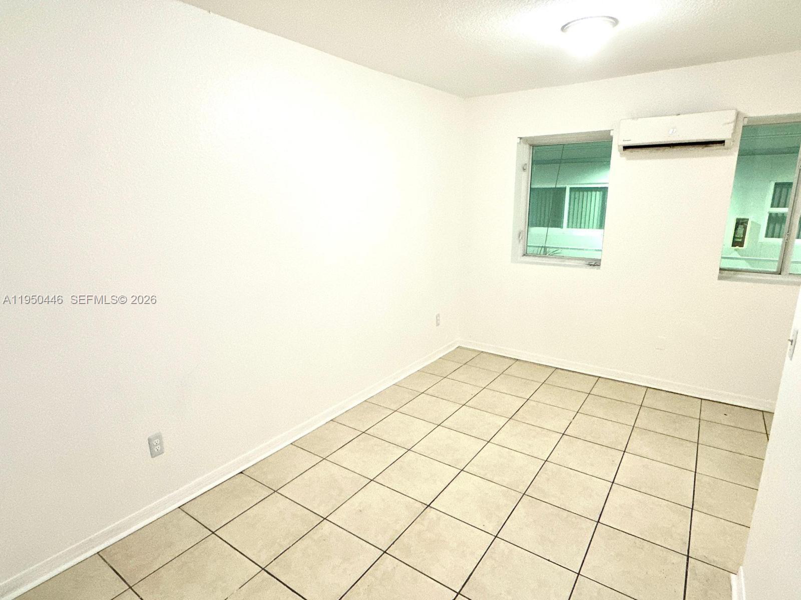 1021 NW 3rd St Apt307th Miami, FL 33128