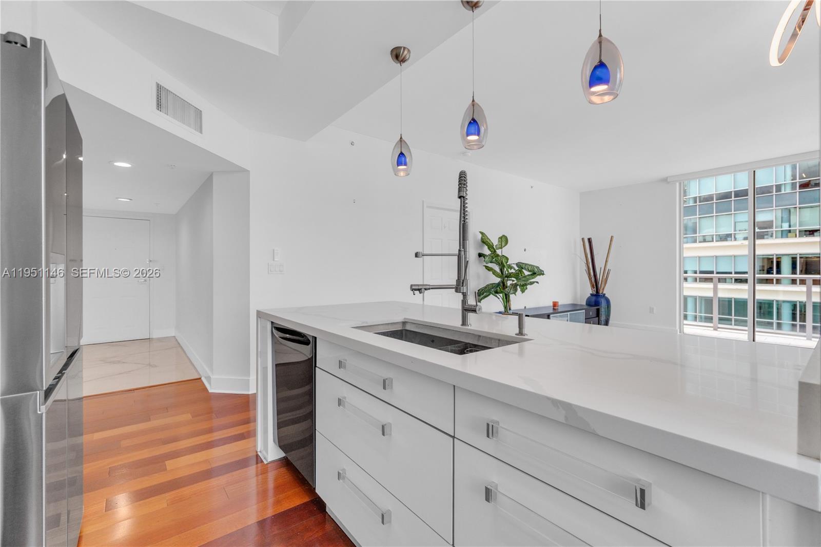 1155 Brickell Bay Dr #PH102 Miami, FL 33131