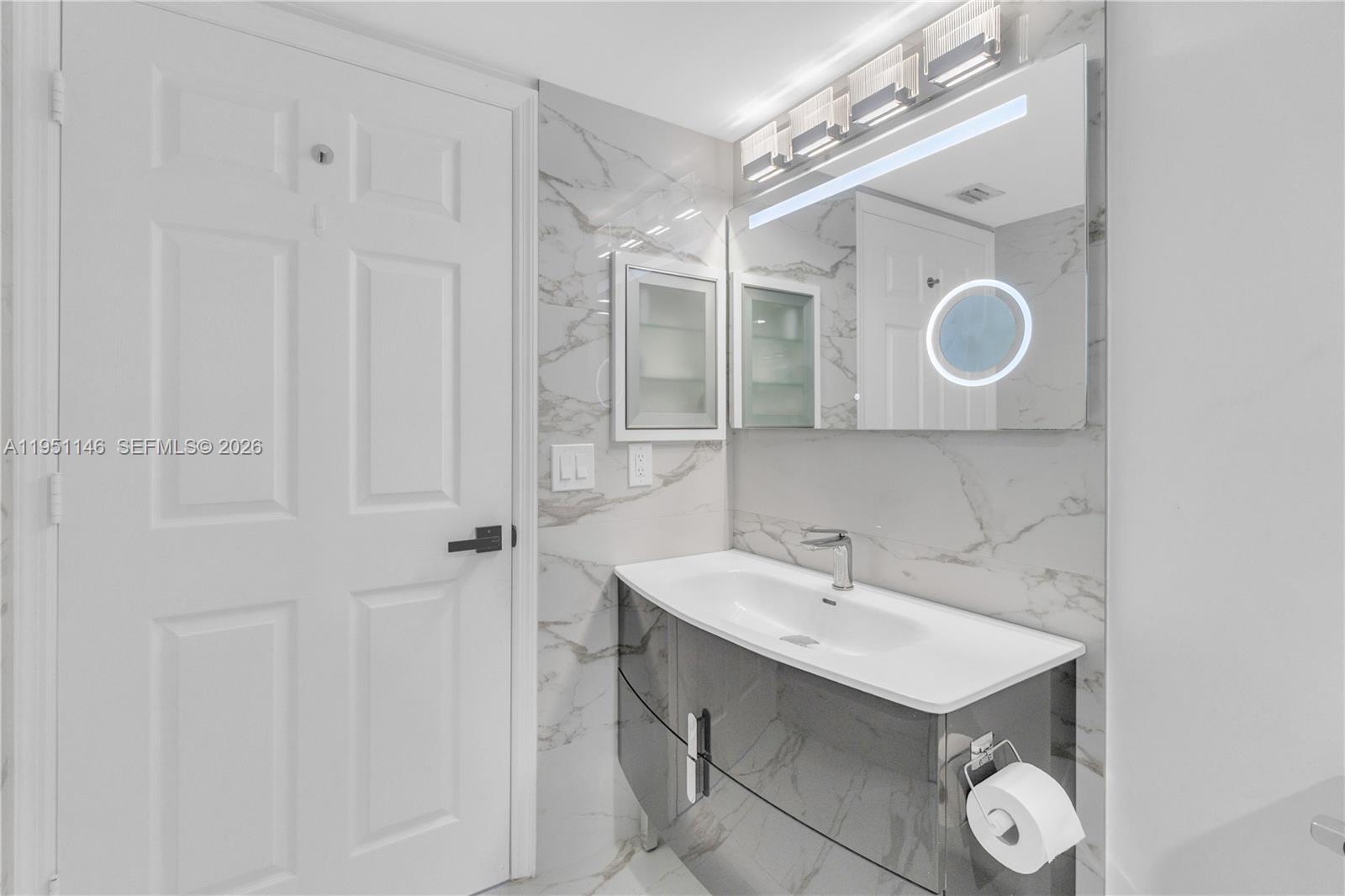 1155 Brickell Bay Dr #PH102 Miami, FL 33131