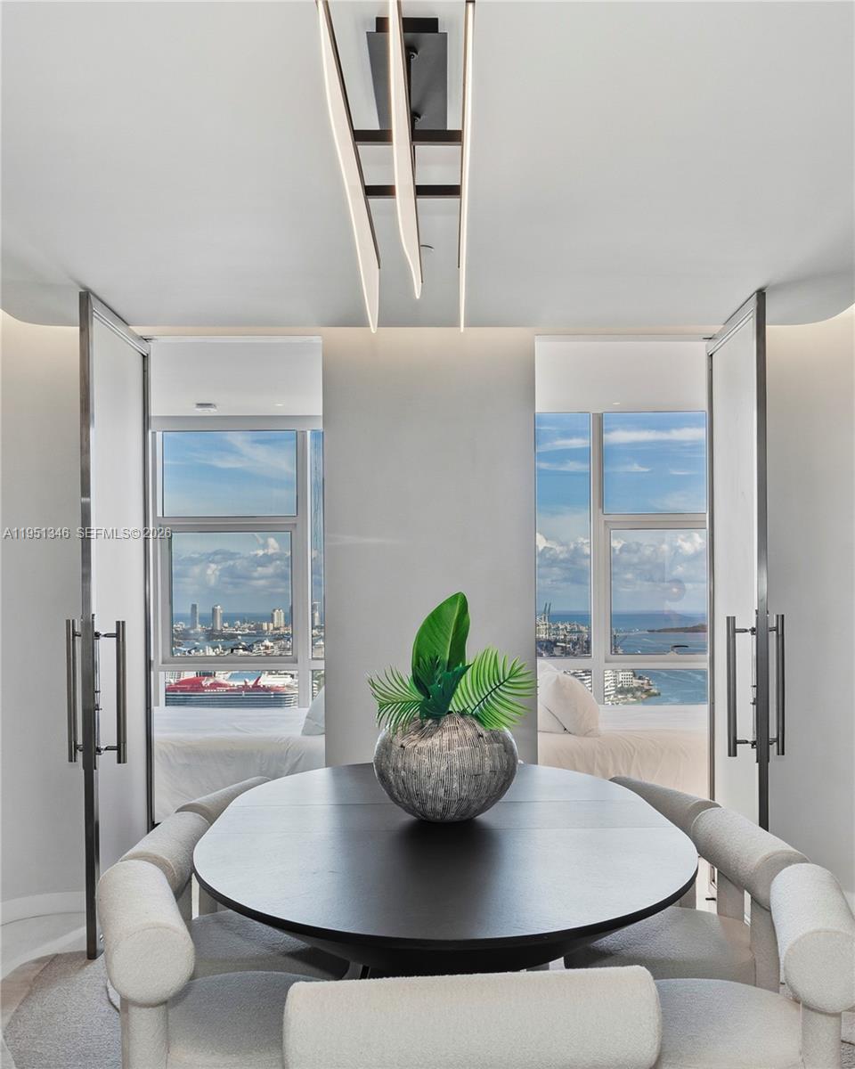 851 NE 1st Ave #3411 Miami, FL 33132