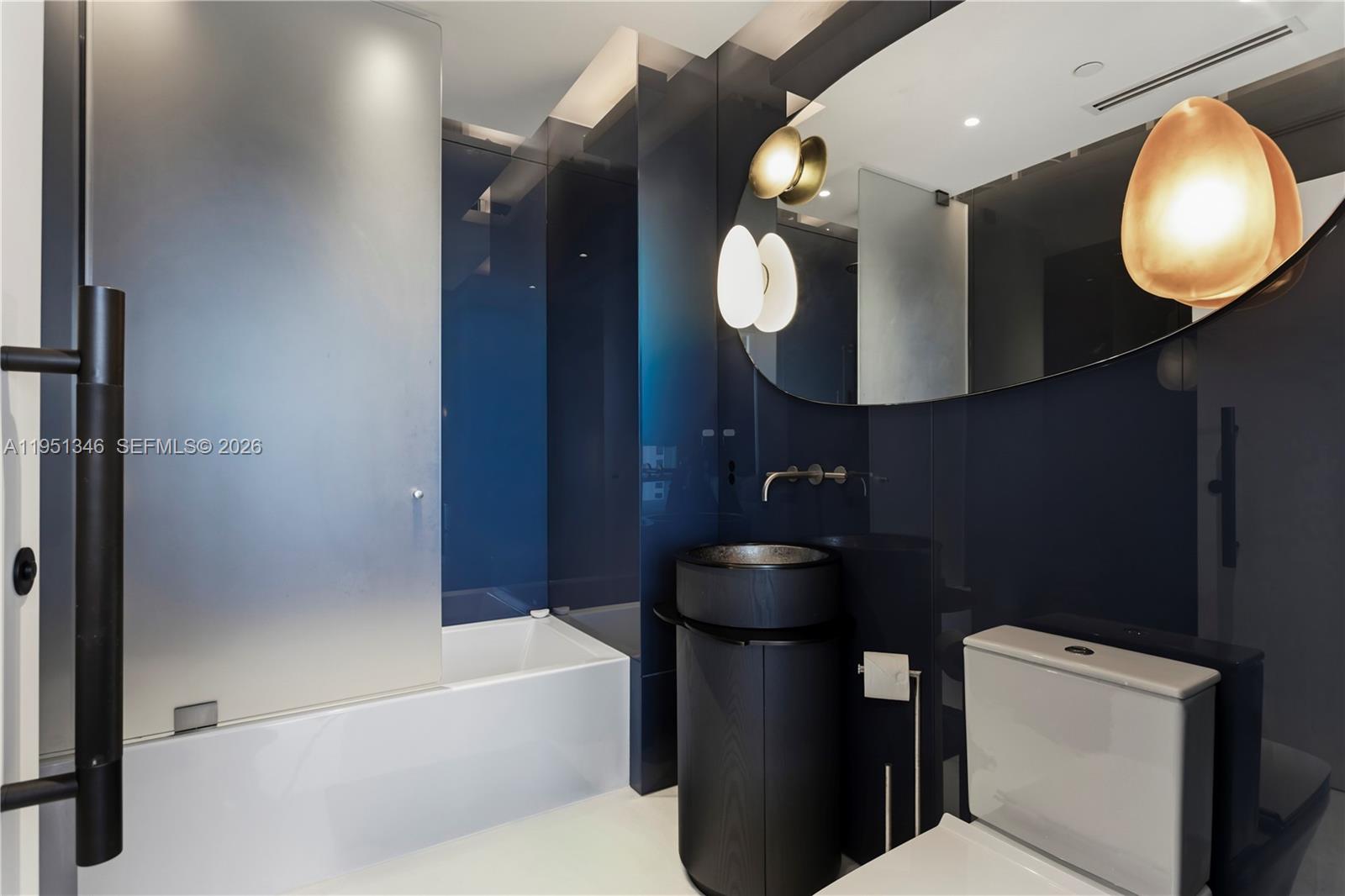 851 NE 1st Ave #3411 Miami, FL 33132