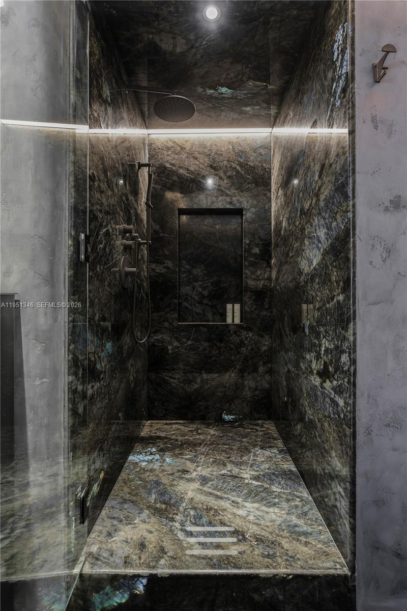 851 NE 1st Ave #3411 Miami, FL 33132