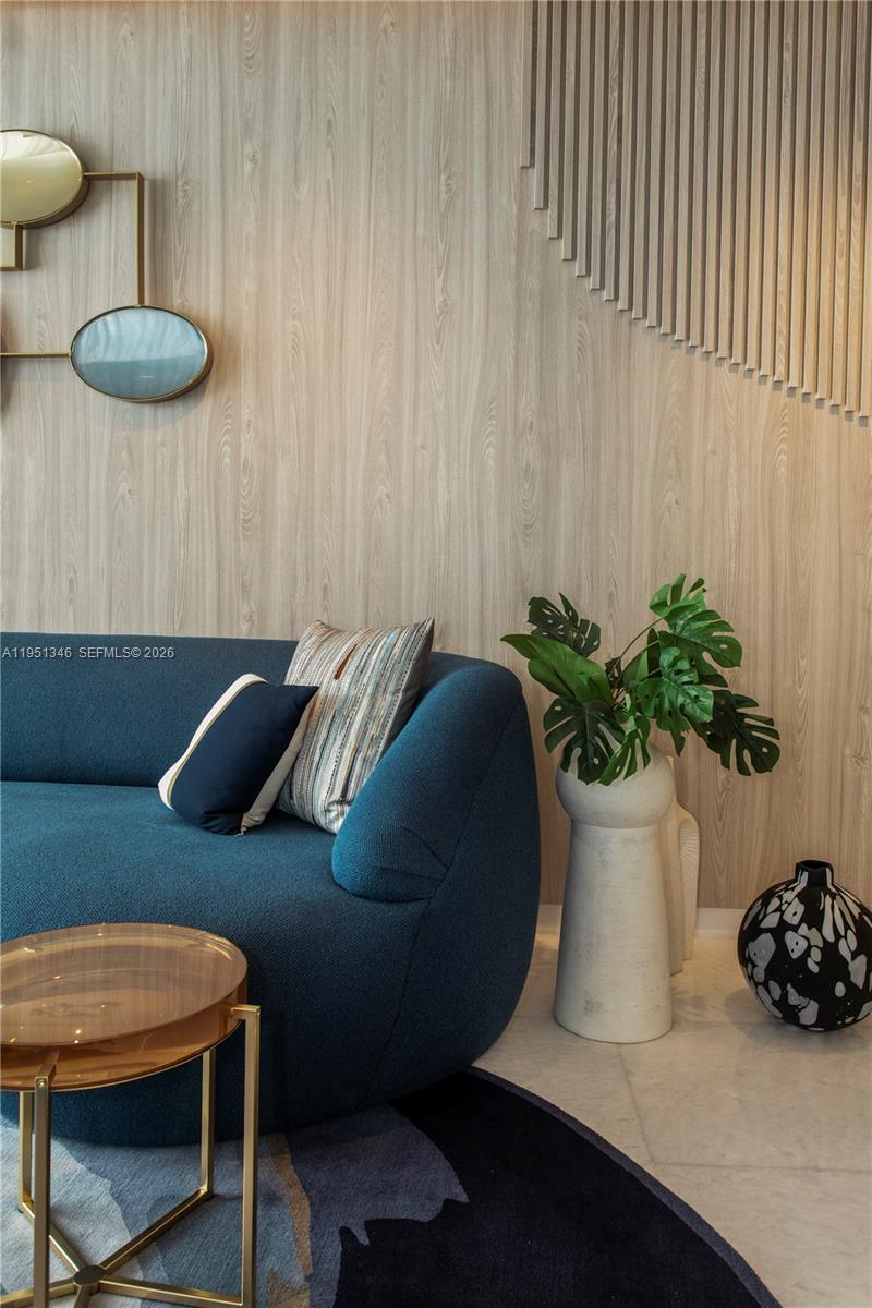 851 NE 1st Ave #3411 Miami, FL 33132