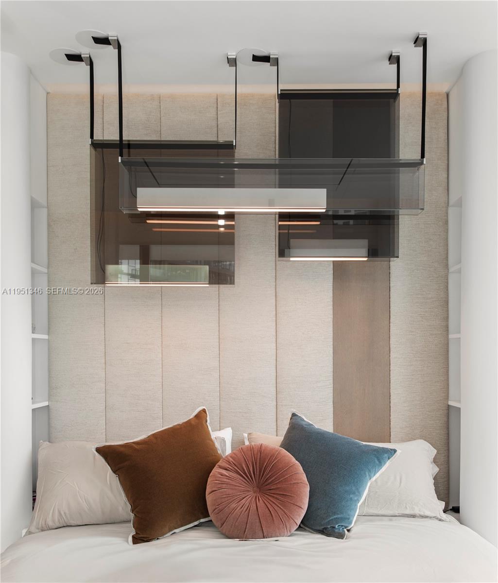 851 NE 1st Ave #3411 Miami, FL 33132