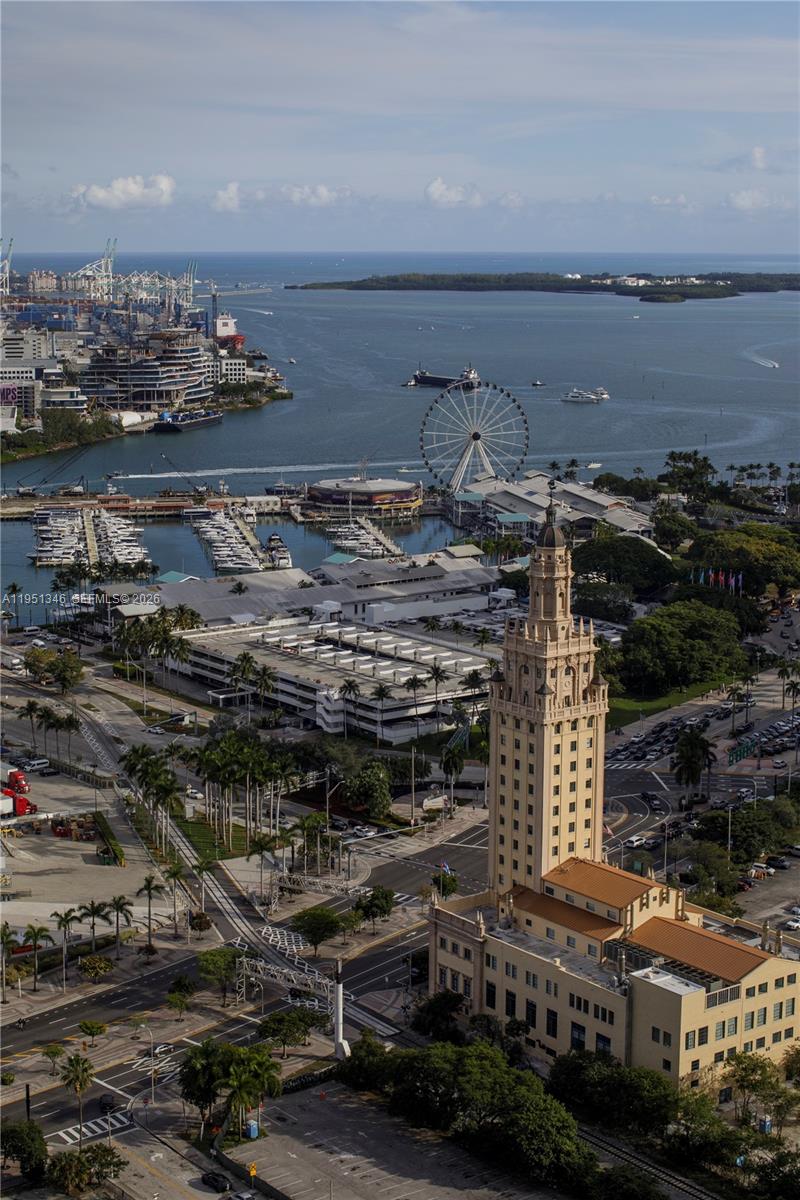 851 NE 1st Ave #3411 Miami, FL 33132