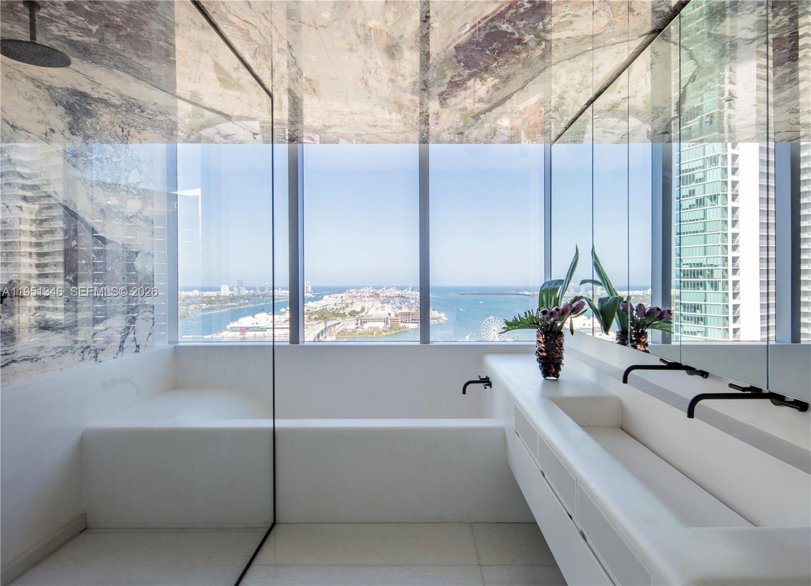 851 NE 1st Ave #3411 Miami, FL 33132