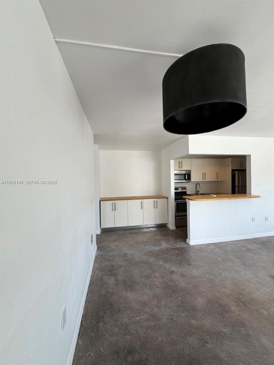 7904 West Dr #101 North Bay Village, FL 33141