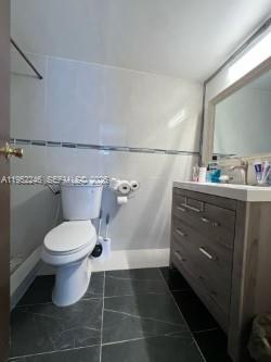 801 Three Iss Blvd #112 Hallandale Beach, FL 33009